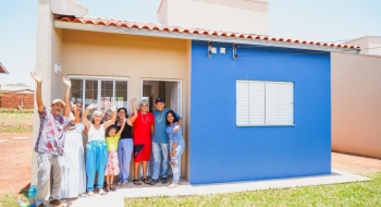 Governo de Goiás entrega 31 casas a custo zero em Campo Limpo